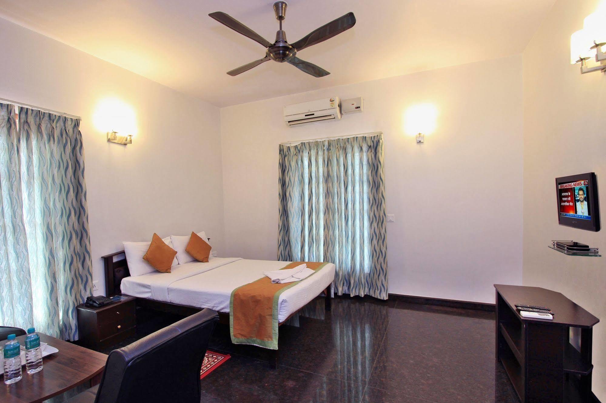 Orange Suites Airport Transit Stay Yelahanka Exterior photo